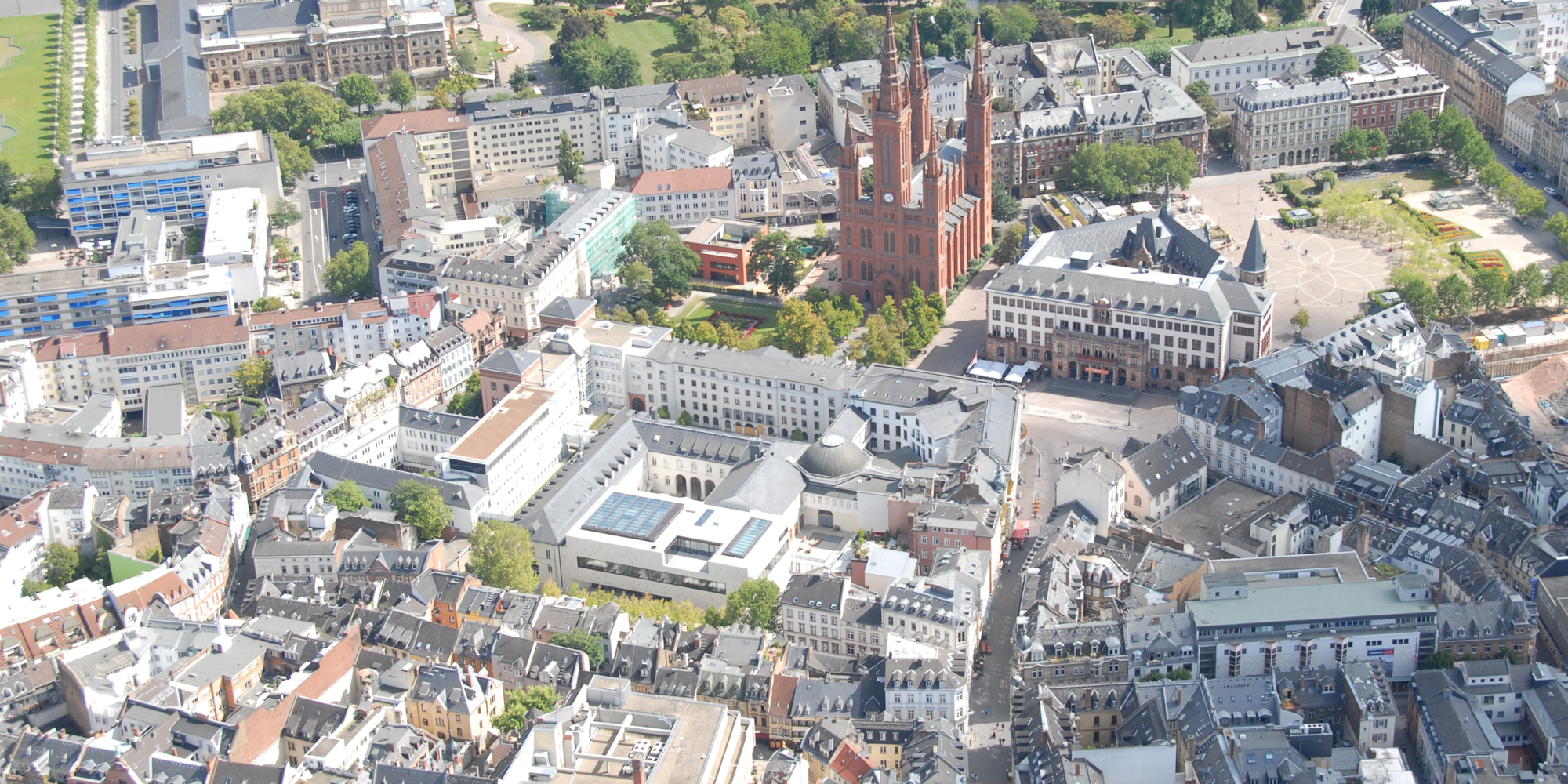 Plenarsaalgebäude Hessischer Landtag